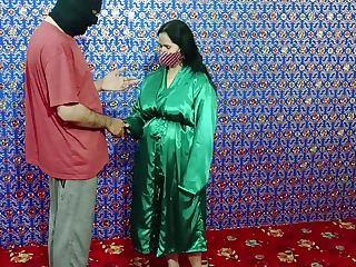 Indian Beautiful Aunty with young Indian Tatting Series Sex